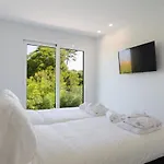 Lägenhet Ocean Views - New Private With Pool & Sea Views *
