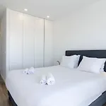 Ocean Views - New Private With Pool & Sea Views Lägenhet
