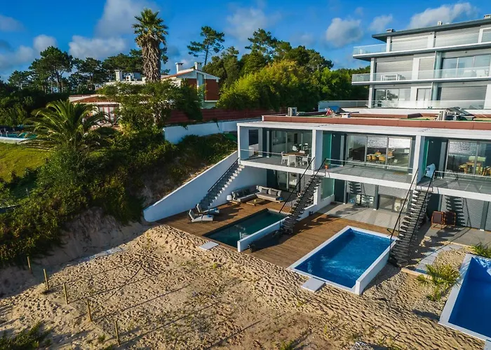 Ocean Views - New Private With Pool & Sea Views Daire Nazaré