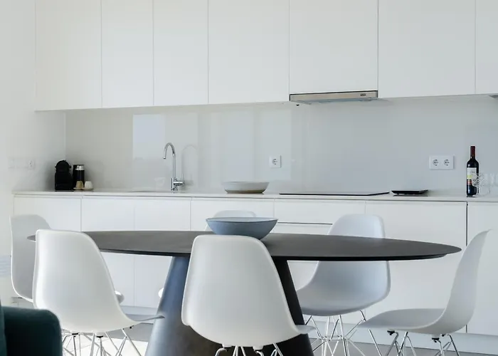 Ocean Views - New Private With Pool & Sea Views *