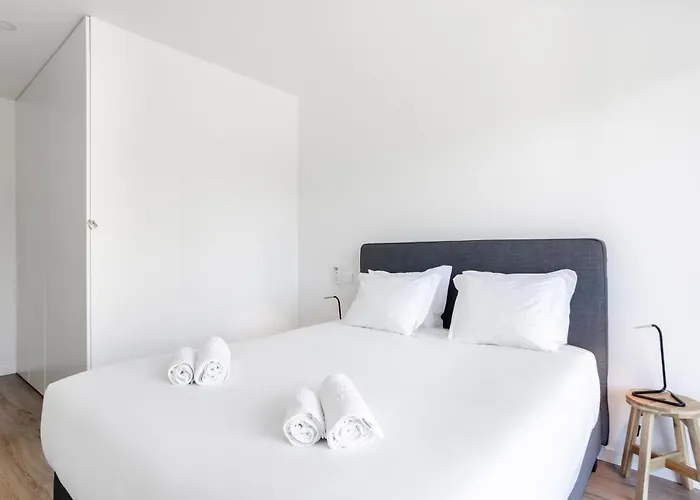 Daire Ocean Views - New Private With Pool & Sea Views