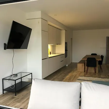 아파트 Ocean Views - New Private With Pool & Sea Views *