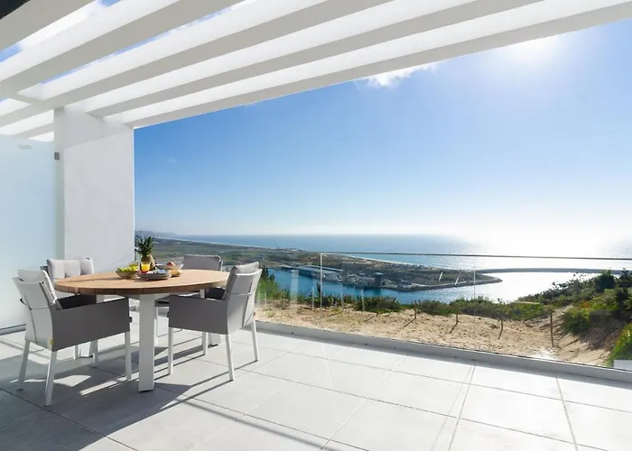 Ocean Views - New Private With Pool & Sea Views Назаре